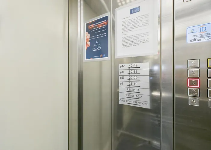 Galopu 7 Superapart - Blisko Lotniska I Toru Sluzewiec شقة وارسو