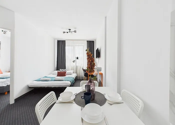 Galopu 7 Superapart - Blisko Lotniska I Toru Sluzewiec وارسو