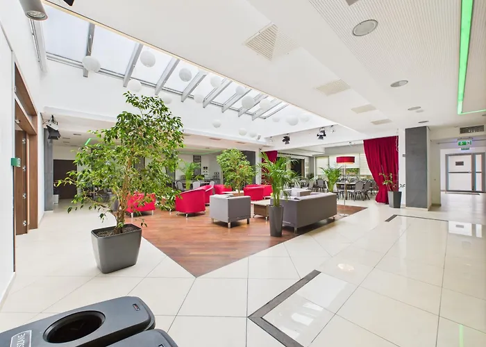 Galopu 7 Superapart - Blisko Lotniska I Toru Sluzewiec شقة *