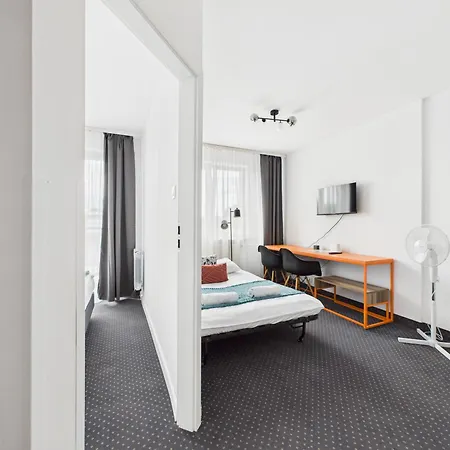 Galopu 7 Superapart - Blisko Lotniska I Toru Sluzewiec